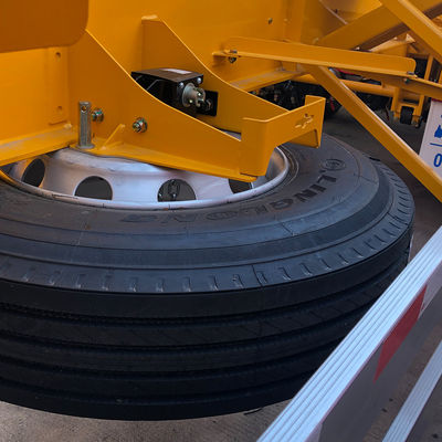 Camion squelettique à semi-remorque de 20 pieds avec pneus de rechange et fonction d'outils HJGMCK21039
