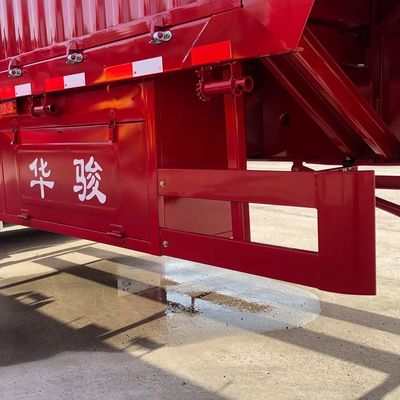 Voiture de transport de marchandises à trois essieux